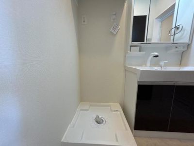 【洗面所】 | ラ・ポーズ | 洗濯機置場