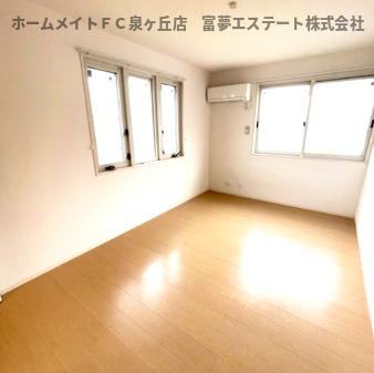 【洋室】 | ノイエスカーサ