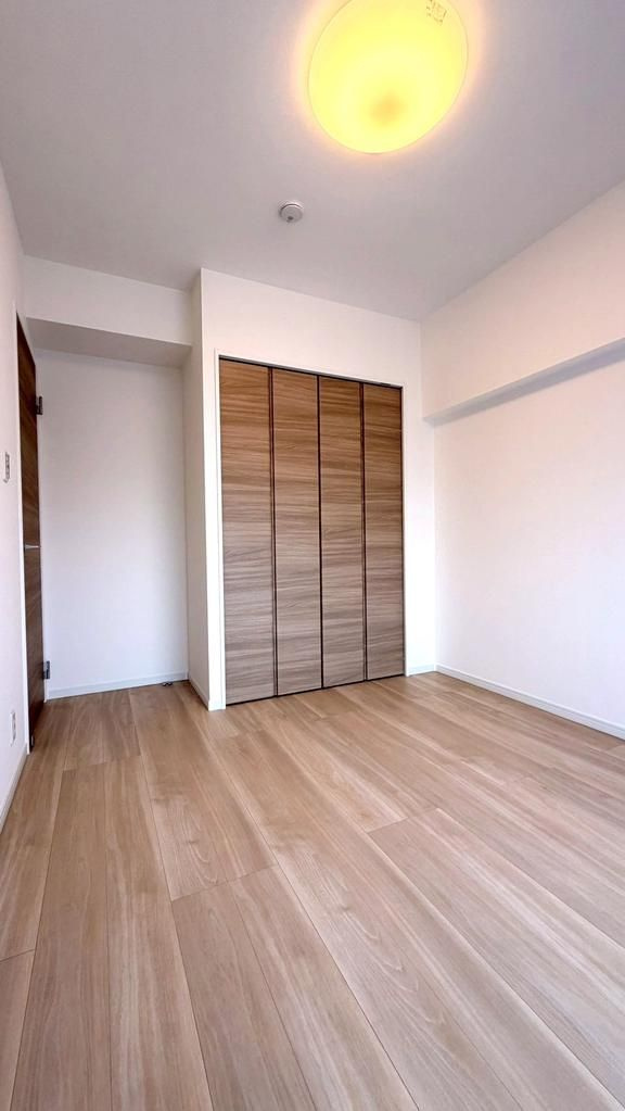 調布市染地２丁目の中古マンションの洋室