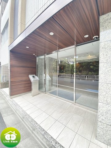 清澄白河レジデンス伍番館のエントランス