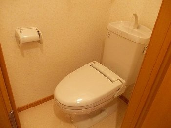 【トイレ】 | エメラルド雅Ⅲ | 清潔感のあるトイレです