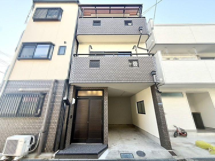 大久保町5丁目　中古一戸建ての外観|新しい生活にいかがでしょうか？外観はお住まいの顔になります。こだわりたいポイントですね。外壁塗装や屋根塗装のご相談も承っております。
■現地内覧・資金計画相談・住宅ローン相談もお問合せ受付中■
