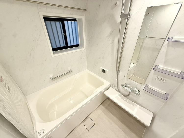 大久保町5丁目　中古一戸建ての浴室|ユニットバス
■物件内覧・資金計画相談・住宅ローン相談、リフォーム相談、お問合せ受付中■
※当日・翌日のご内覧、ご相談はお電話でのお問合せがスムーズです！