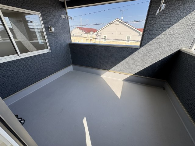 久留米市高三潴　新築戸建てのバルコニー