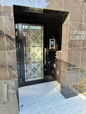 【エントランス】 | ザ・レジデンス駒沢大学