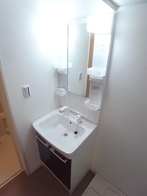 アズール尼崎の洗面所