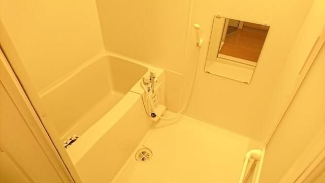 ブライトＭの浴室