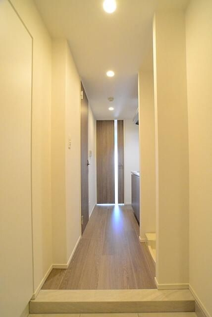 グランドコンシェルジュ池袋本町イーストの玄関