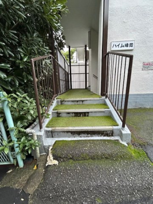 【その他共用部分】 | ハイム峰岡 | 階段