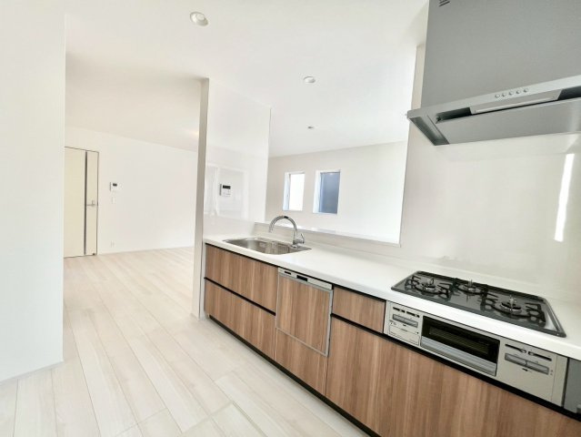 堺市東区大美野2号地　新築一戸建てのキッチン