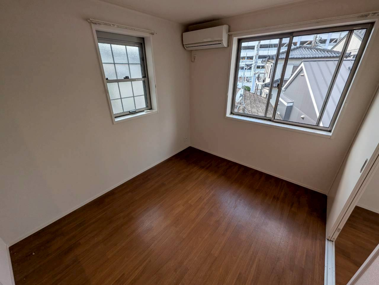 マ・メゾン川西の居間・リビング