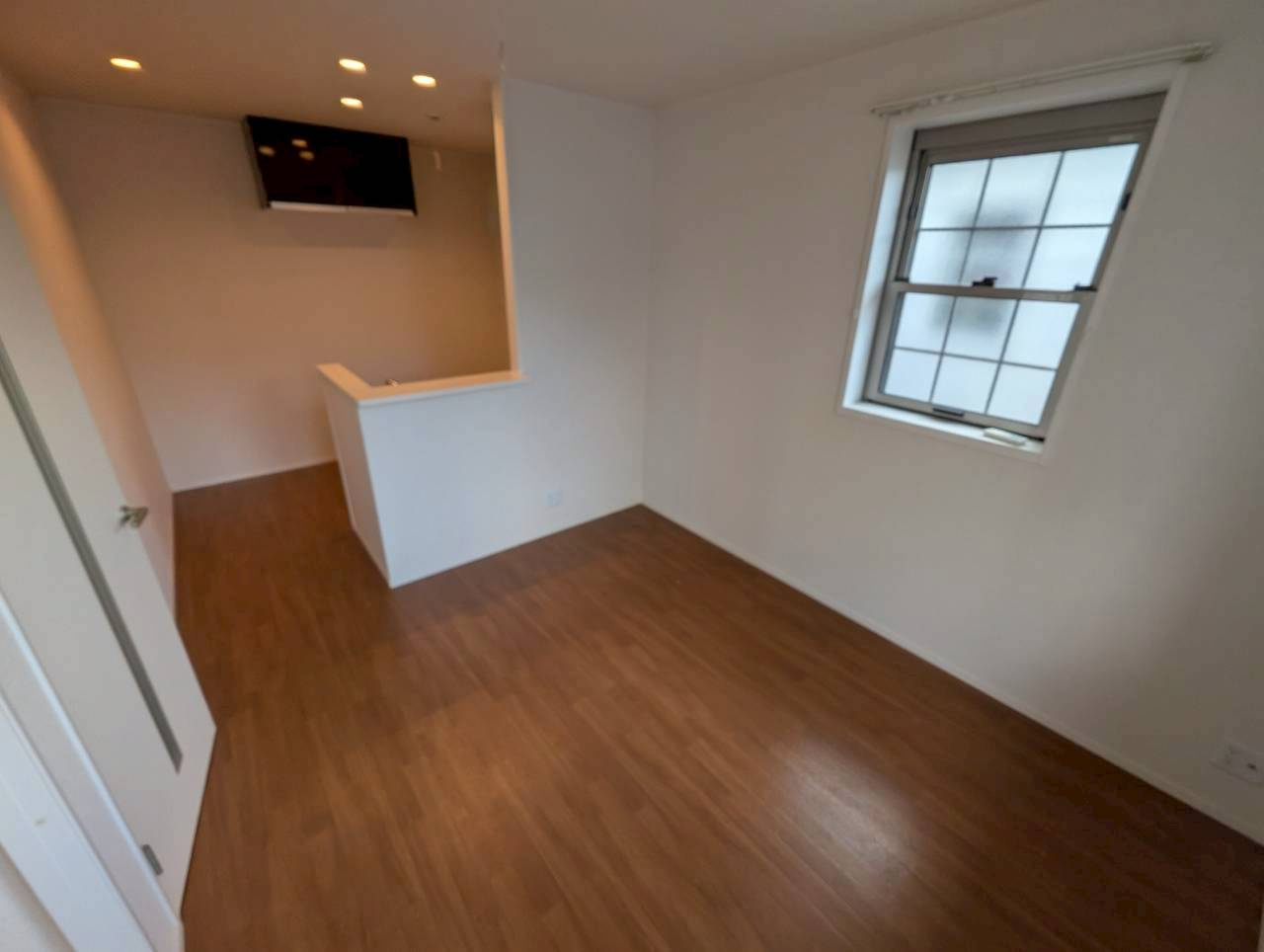 マ・メゾン川西の居間・リビング