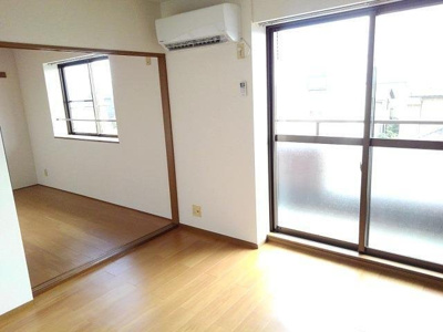 【居間・リビング】 | アーバンサクライＣ棟