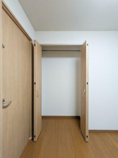 サーラ川口128の収納