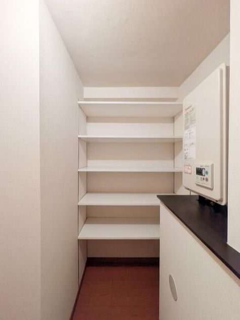 サーラ川口128の玄関