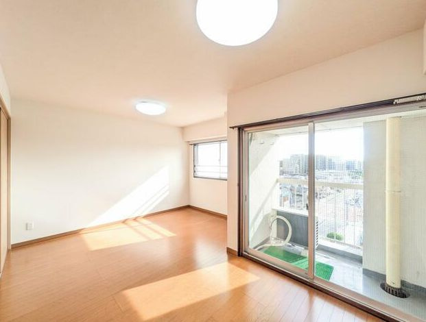 サーラ川口128の居間・リビング