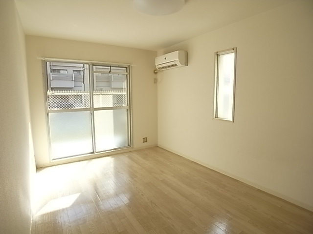 ダイドーメゾン御影Ⅱの居間・リビング