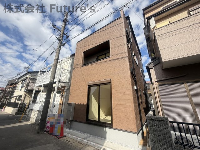 三郷市高州1丁目　新築戸建　全1棟の外観|三郷市高州・3階建て新築戸建