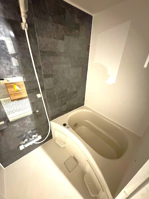 さいたま市南区南浦和２丁目のアパートの浴室