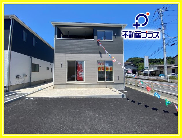 【いわき市小名浜南富岡　第1】　3号棟　※必ずもらえる選べるキャンペーン実施中！の前面道路含む現地写真|◆同施工写真です◆
一緒に理想の住まいを見つけましょう！（＾＾）
お住まいの相談だけでなく、地域の事についても是非お気軽に尋ねてください！
お問い合わせは不動産プラスまで☆

