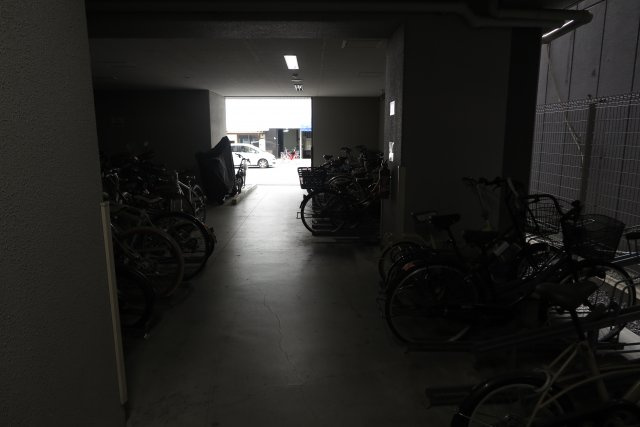 エスリード難波ＳＯＵＴＨの駐車場