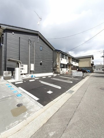 アンジュコーテの駐車場