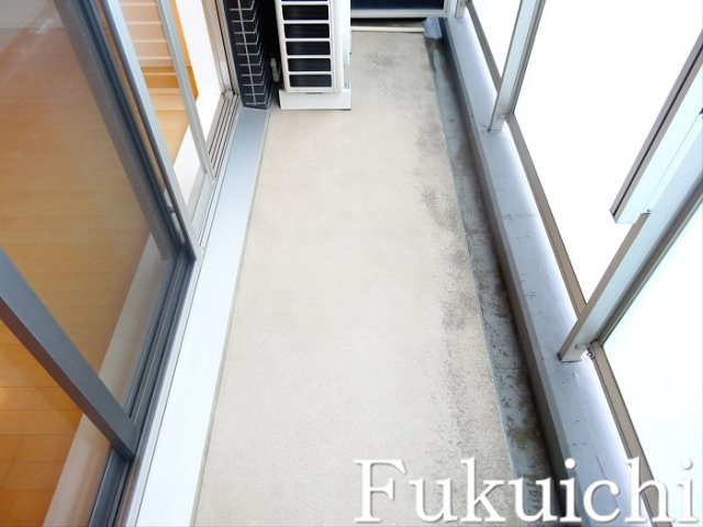 Ｊ．リヴェール学芸大学のバルコニー