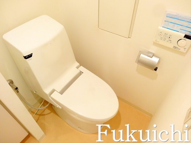 Ｊ．リヴェール学芸大学のトイレ