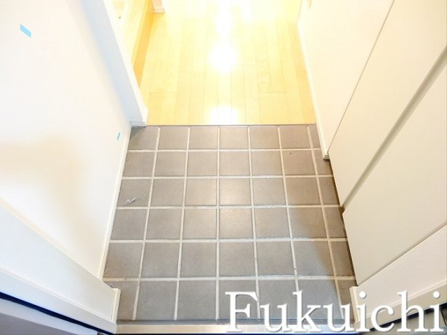 Ｊ．リヴェール学芸大学の玄関