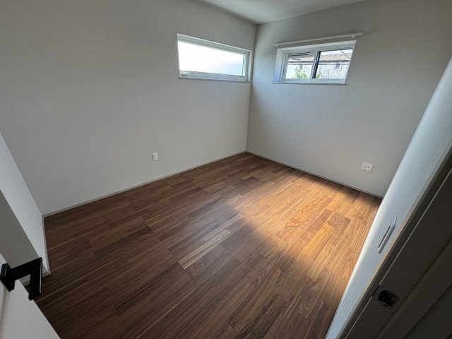 筑後市西牟田小学校前新築オール電化戸建　8号棟の洋室