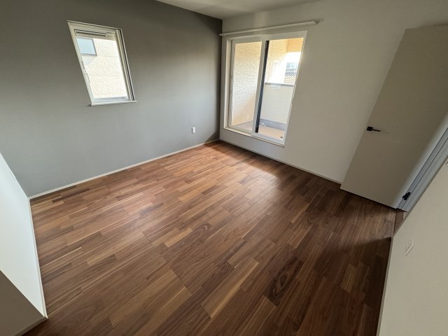 筑後市西牟田小学校前新築オール電化戸建　8号棟の洋室