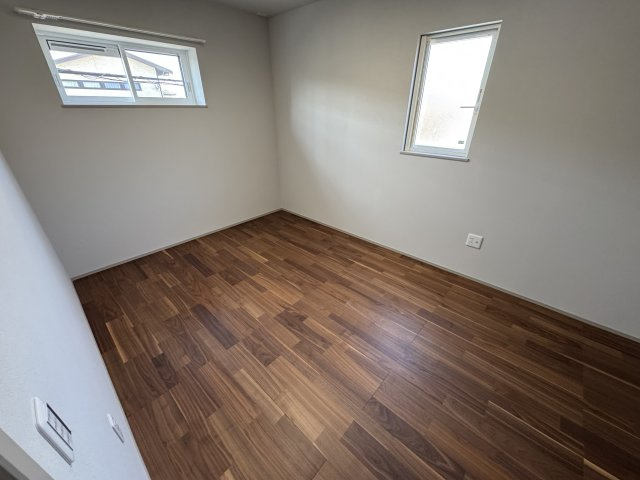 筑後市西牟田小学校前新築オール電化戸建　8号棟の洋室