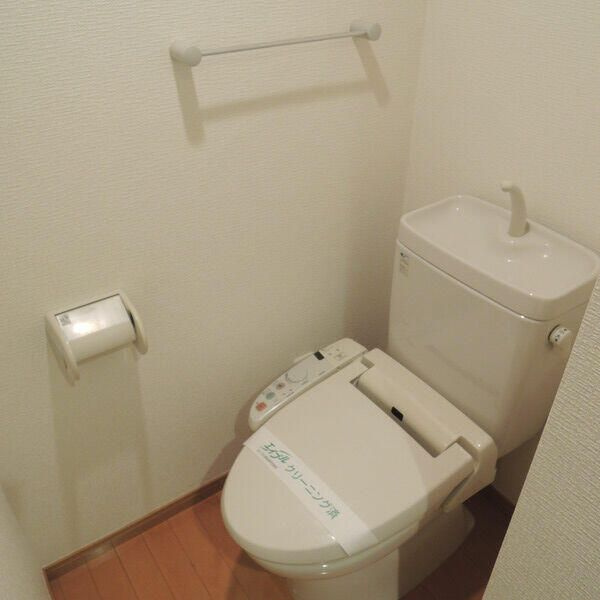 ＺＣＯ並木ビル２ＮＤのトイレ