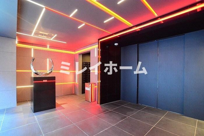 グランドコンシェルジュ大森本町ⅡACのエントランス