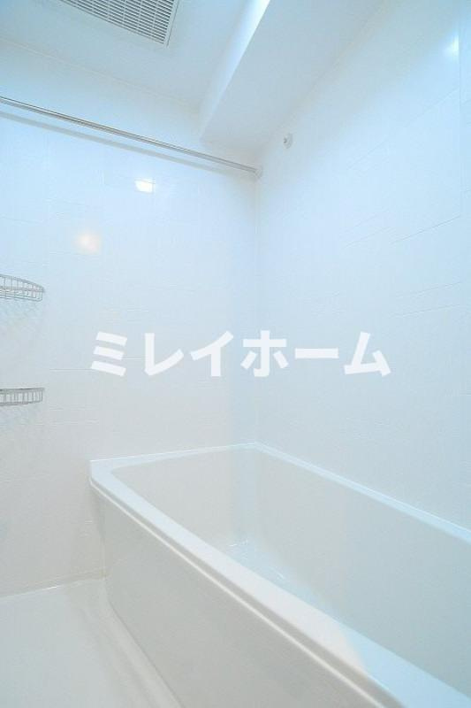 グランドコンシェルジュ大森本町ⅡACの浴室