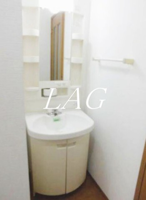 【洗面所】 | ヴィラ・アムール | 洗面台です。