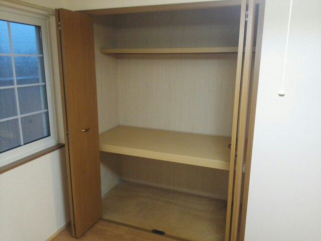 ビビエンダ　アリス　Ａ棟の収納
