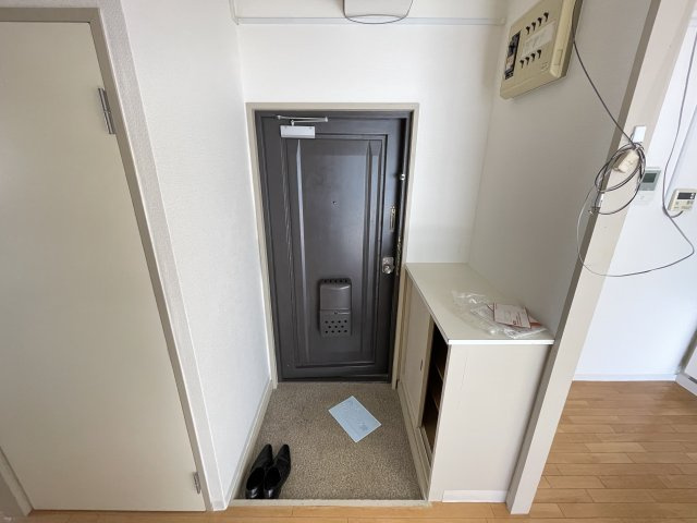 メゾンドール日本橋の玄関