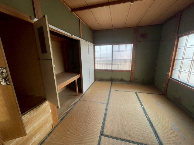 春採7丁目　売店舗の和室