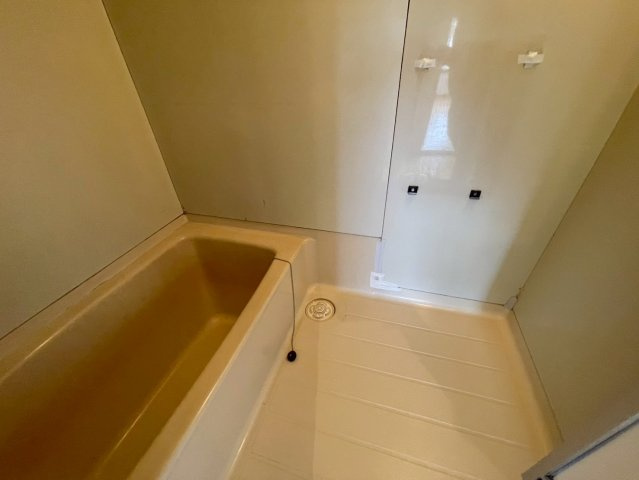 春採7丁目　売店舗の浴室