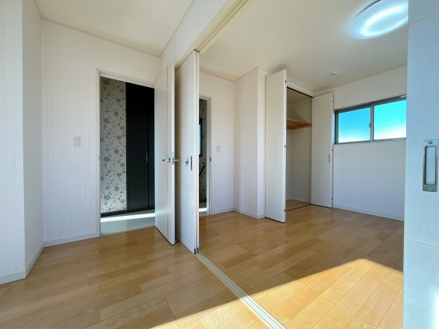 加須市水深　中古戸建の洋室