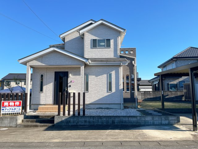 加須市水深　中古戸建の前面道路含む現地写真