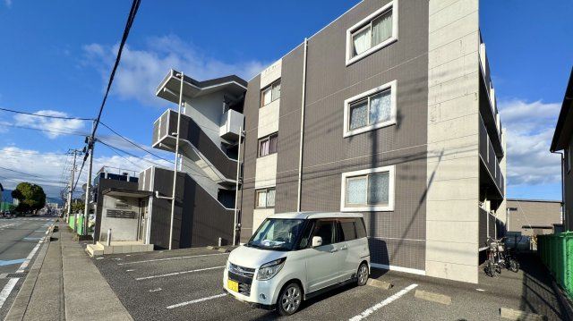 インフィニティ310の外観