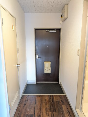グランフォーラムの玄関