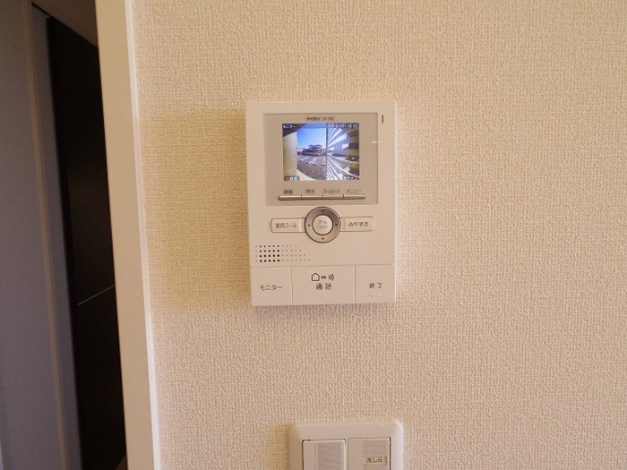 Croireのセキュリティ|顔が見えるモニター付きインターホン