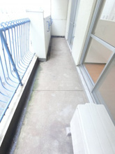 【バルコニー】