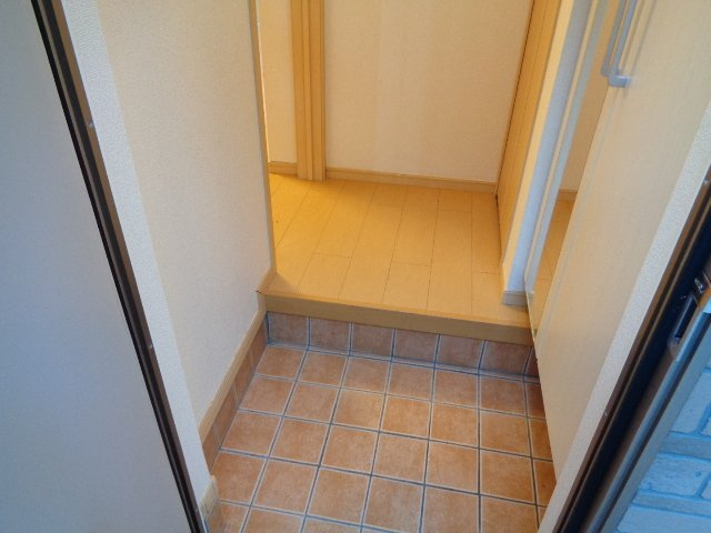 ホワイト　ストーク　Ⅱの玄関