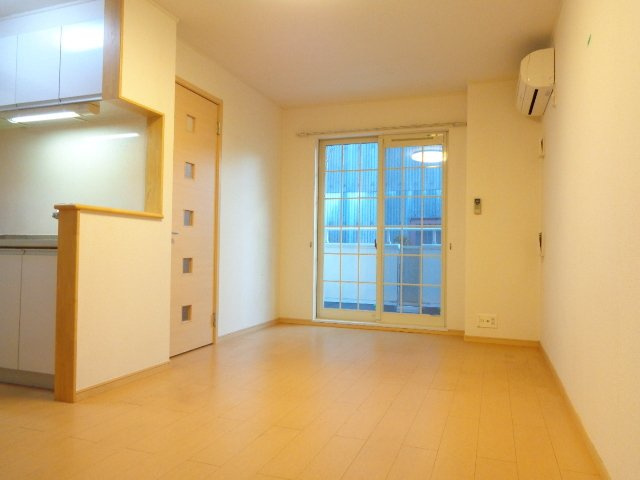 ホワイト　ストーク　Ⅱの居間・リビング