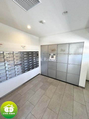 フェールメゾン西大島のロビー