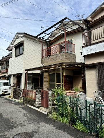 枚方市招提南町３丁目の外観|前面道路含む現地写真です